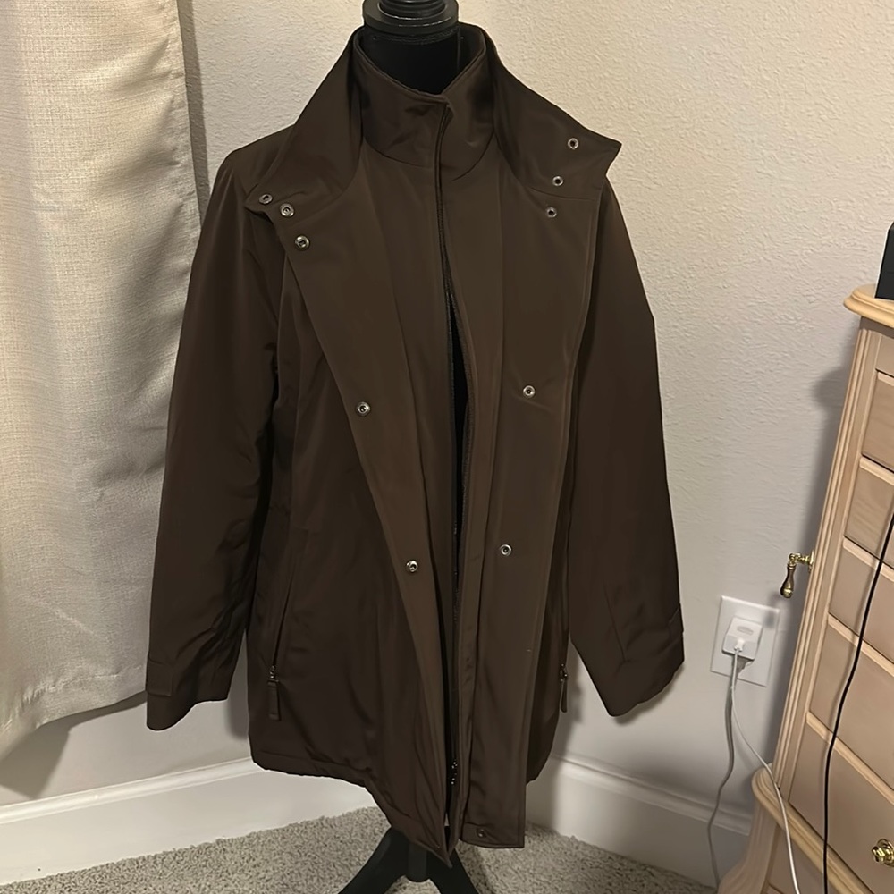 Liz Claiborne ladies rain jacket